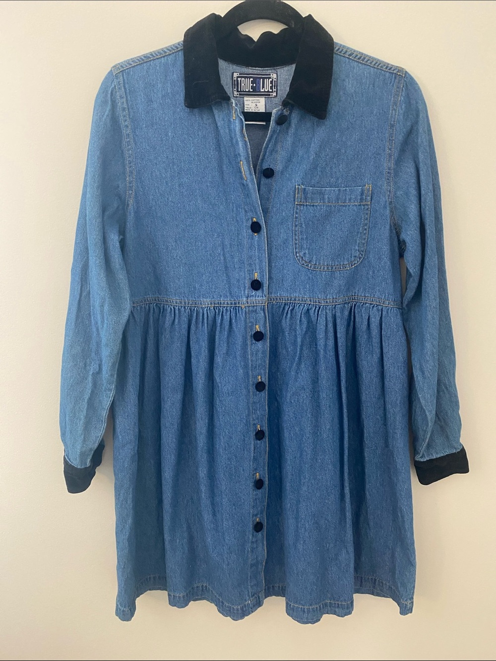 True Blue Vintage Light Denim Button-Front Dress w/Black Velvet Collar & Cuffs